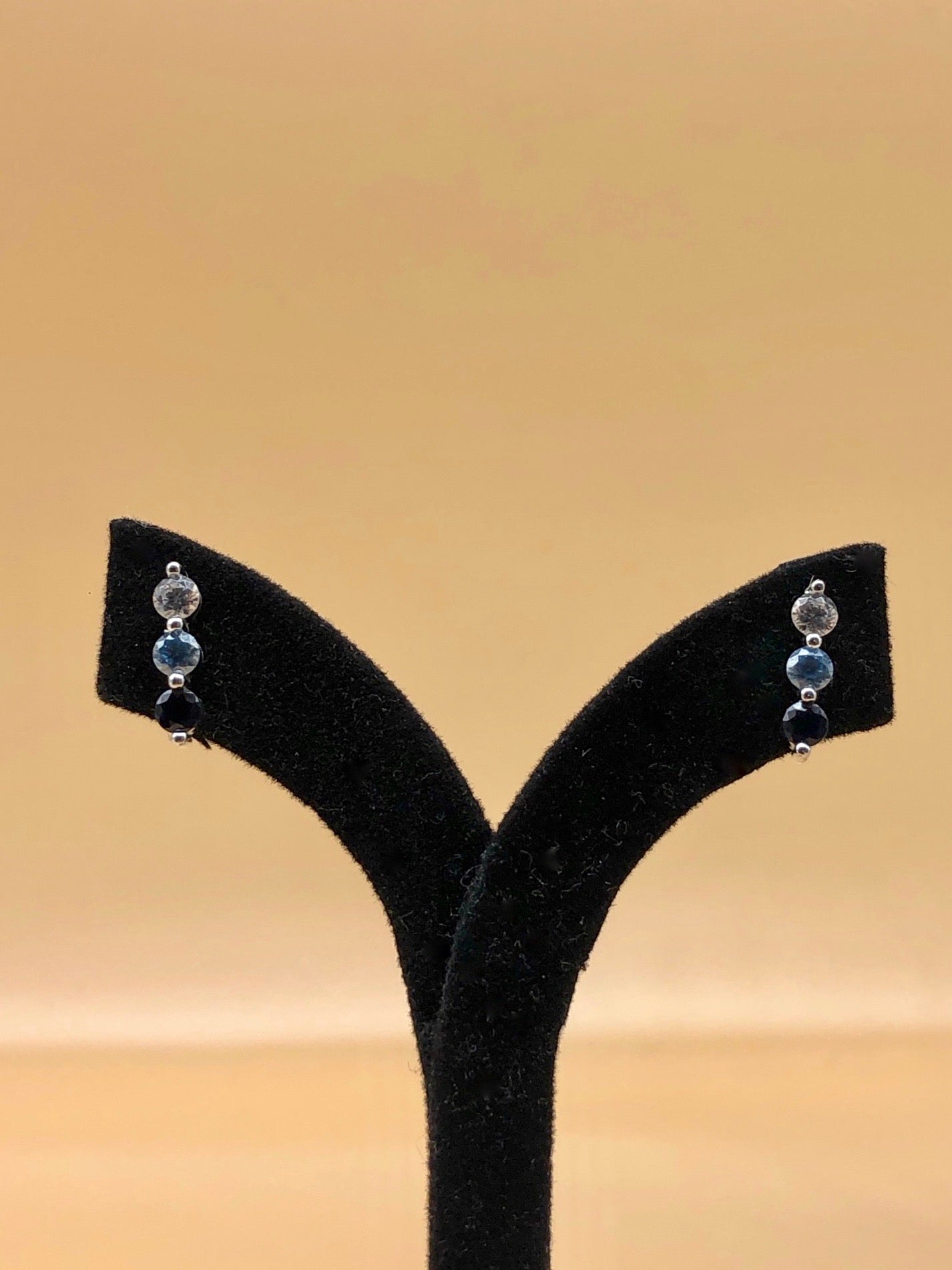 Blue Zirconia Stud Earrings - Fergadot